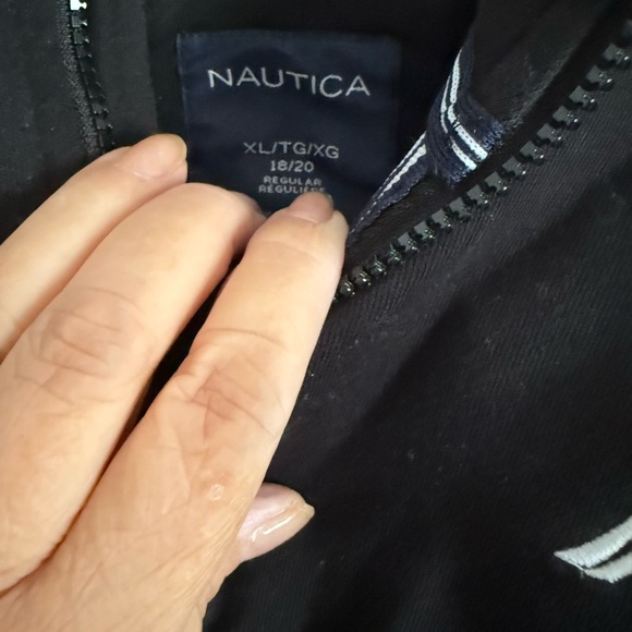 Nautica Boys Black Jogging Outfit Size Xl 18-20 - Picture 2 of 5